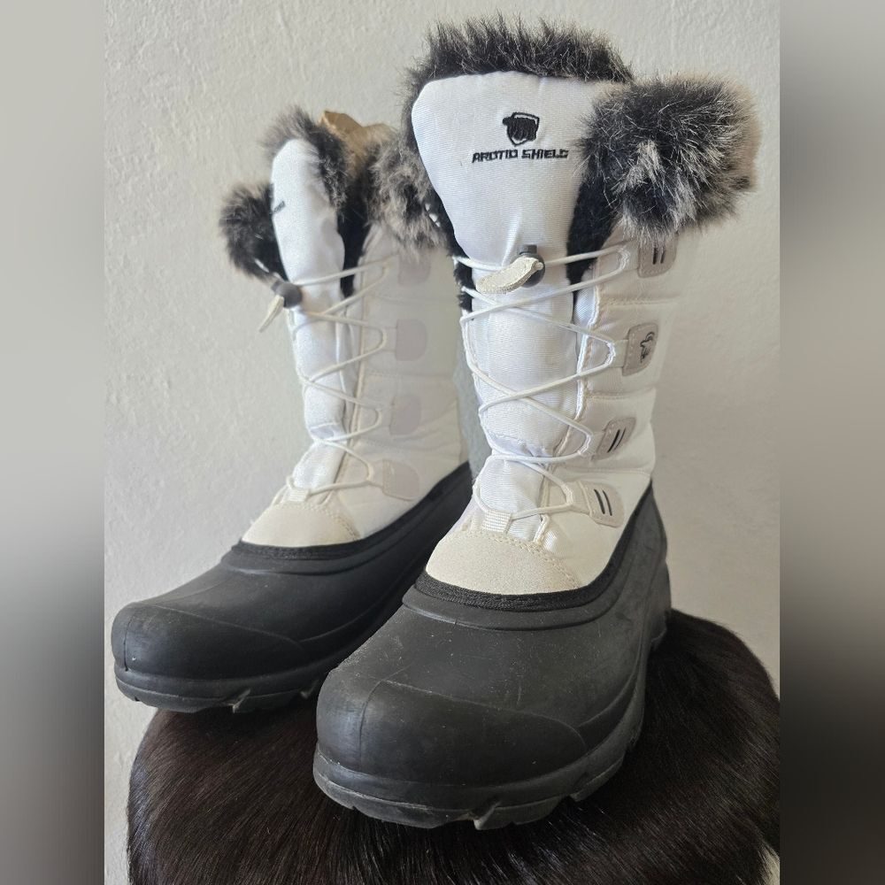 Arctic Shield Womens Size 11 Waterproof Insulated Faux Fur Winter Snow Boots